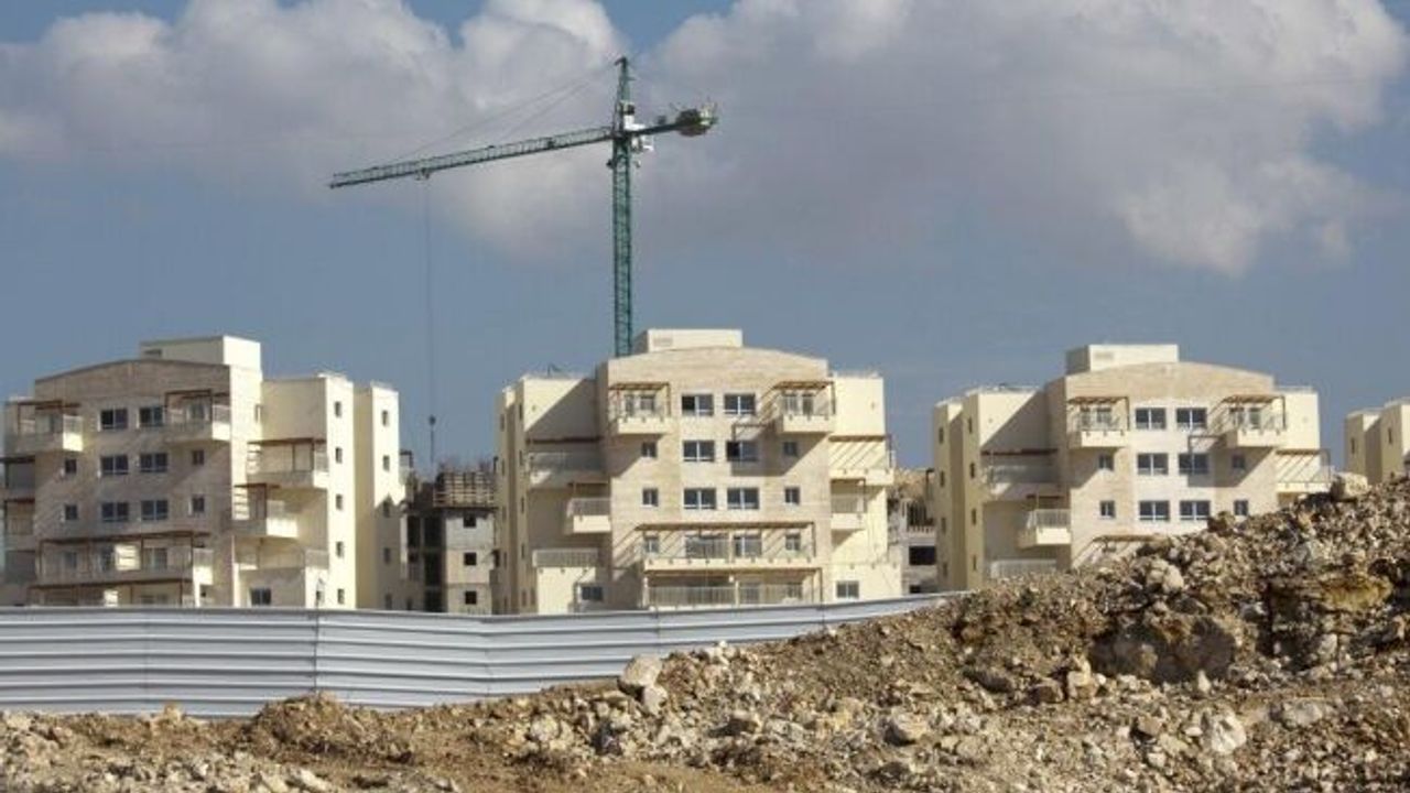 Filistin, İsrail'in Batı Şeria'da 7 bin yeni yasa dışı konut inşa planını kınadı