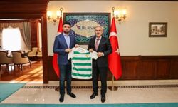 BURSA’NIN ORTAK DEĞERİ BURSASPOR’A VALİ AYYILDIZ’DAN TAM DESTEK