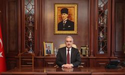 VALİ EROL AYYILDIZ'DAN BASIN CAMİASINA ÖVGÜ: "ÖZVERİYLE ÇALIŞAN TÜM GAZETECİLERİMİZLE GURUR DUYUYORUZ"