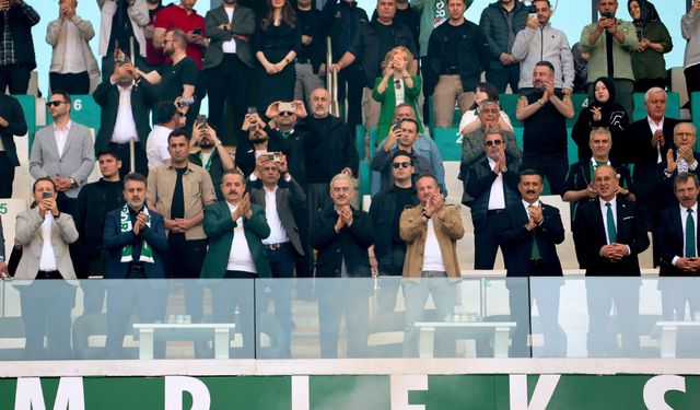 EROL AYYILDIZ: BURSASPOR BURSA’NIN GURURUDUR!