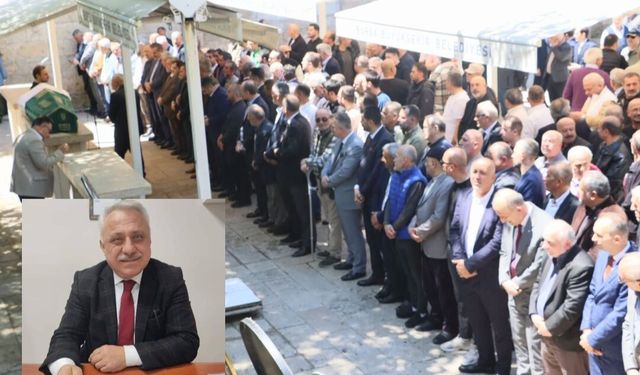 BURSA ULU CAMİİ’NDE AYHAN ÖZBEK İÇİN BÜYÜK VEFA