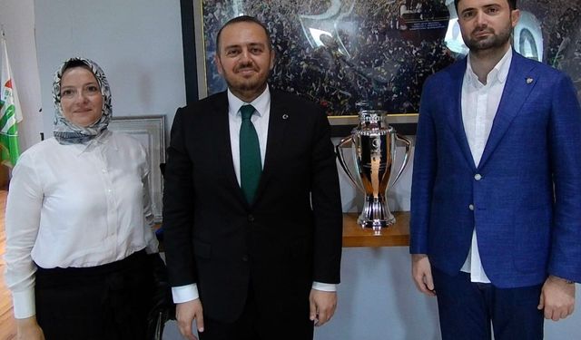 ŞAMPİYON BURSASPOR’A SAĞLIK CAMİASINDAN TAM DESTEK: DR. FATİH ÖZKUL ÖN SAFTA