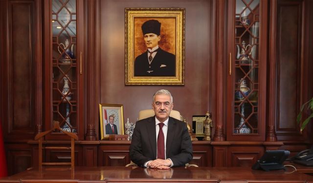 BURSA VALİSİ EROL AYYILDIZ’DAN ANLAMLI 19 MAYIS MESAJI