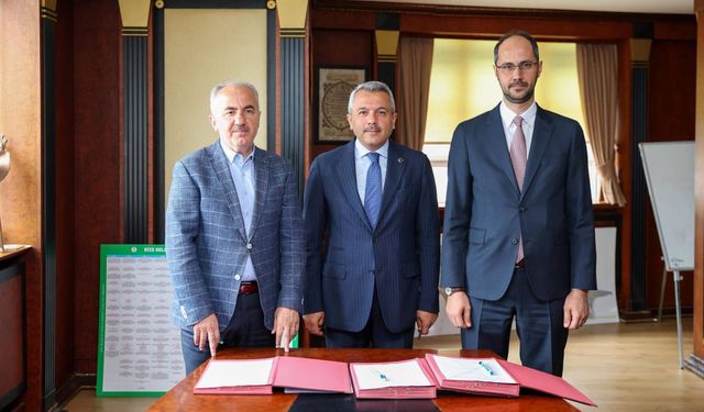 Rize’de İmzalar Kentsel Dönüşüm için Atıldı