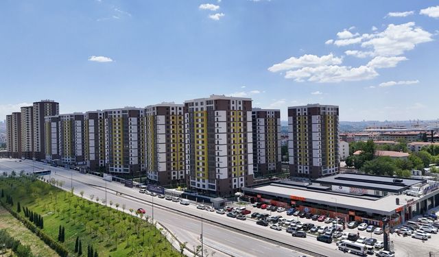 Adres Ankara Evleri'nin  ikinci etabında teslim heyecanı yaşanıyor