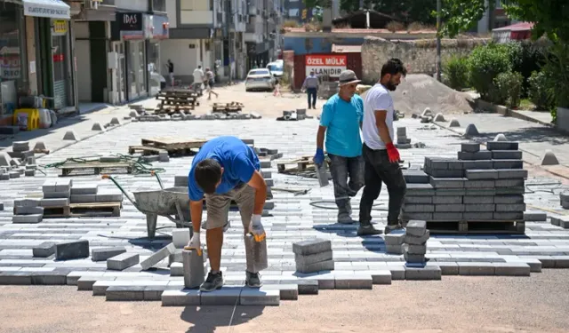 İzmir Bornova'da Tarihi Çarşı’da estetik dönüşüm başladı