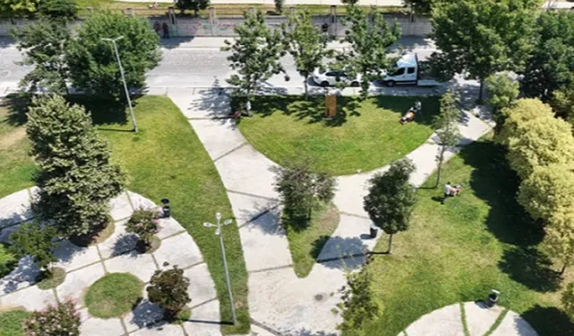 İstanbul Beylikdüzü'nde parklar yenileniyor yaşam alanları güzelleşiyor