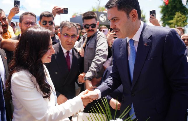 “SOSYAL KONUTTA EN BÜYÜK YATIRIMI İSTANBUL’UMUZA YAPTIK”