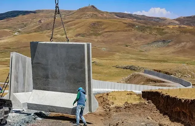 Sınır duvarında sona yaklaşıldı... Projenin 1.339 kilometresi tamamlandı