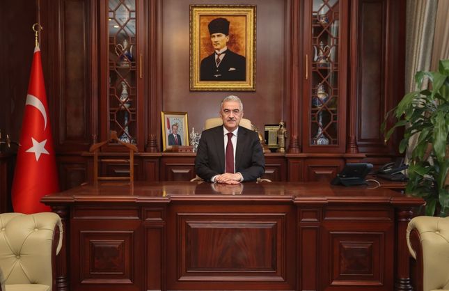 BURSA VALİSİ EROL AYYILDIZ: "MİLLİ İRADEYE SAHİP ÇIKMAK ORTAK GÖREVİMİZDİR"