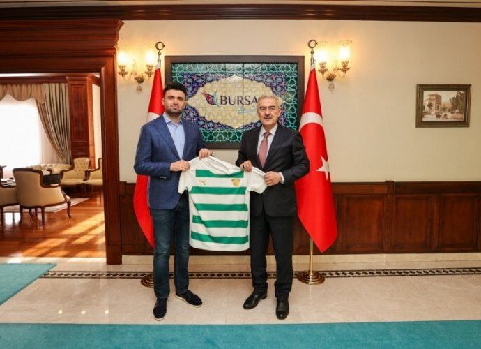 BURSA’NIN ORTAK DEĞERİ BURSASPOR’A VALİ AYYILDIZ’DAN TAM DESTEK