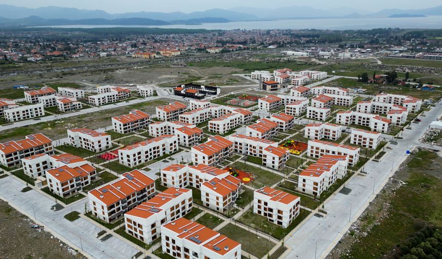 Muğla Köyceğiz'de 392 sosyal konutun teslimatı devam ediyor