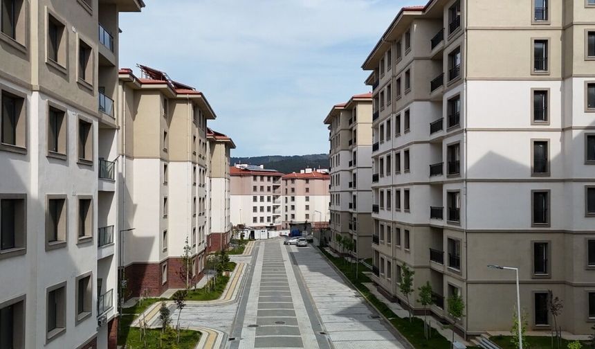İstanbul Maltepe'de 368 sosyal konutun teslimatı başladı