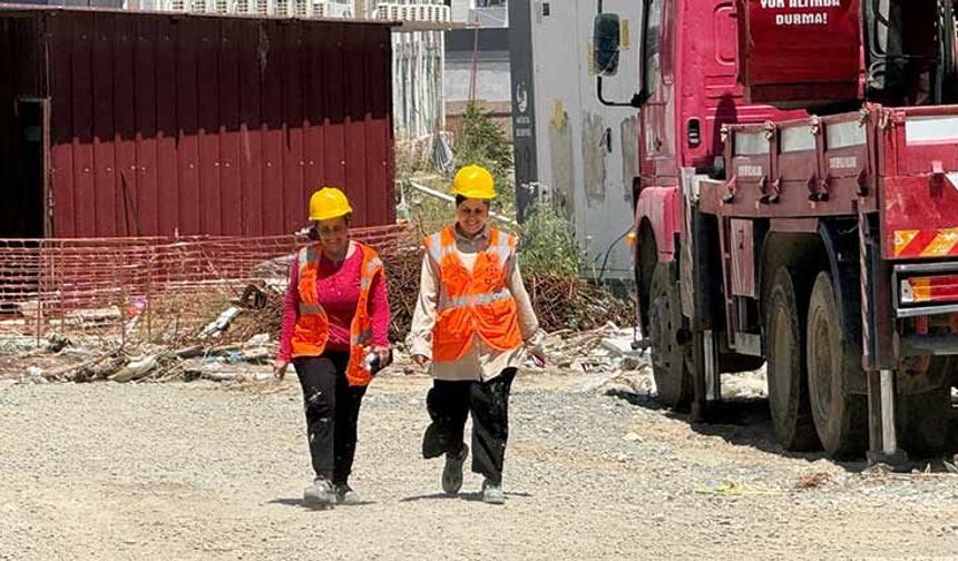 ‘İnşaatın Kadın Ustaları’ Hatay’da iş başı yaptı